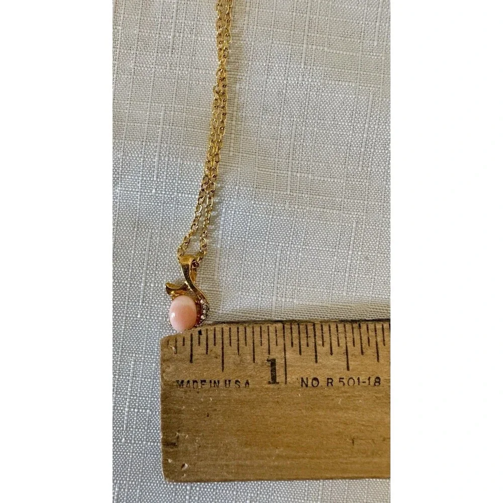 1970s Necklace Gold-Tone Metal Pink Coral Bead Clear Crystals 16